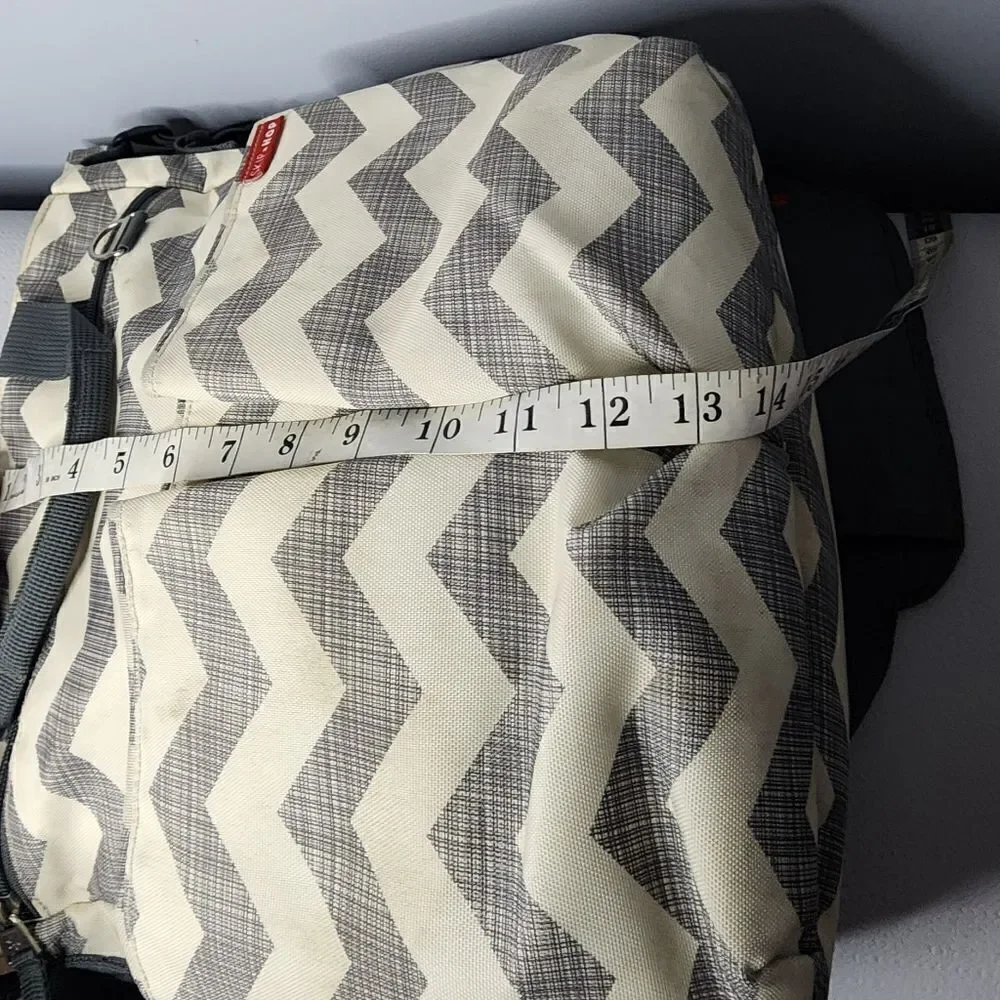 Skip Hop Baby Duo Chevron Gray Diaper Bag
